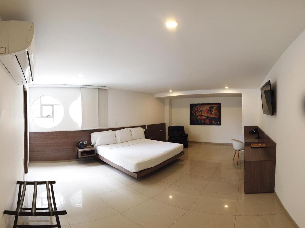 Hotel Mio Boutique Кукута Екстер'єр фото