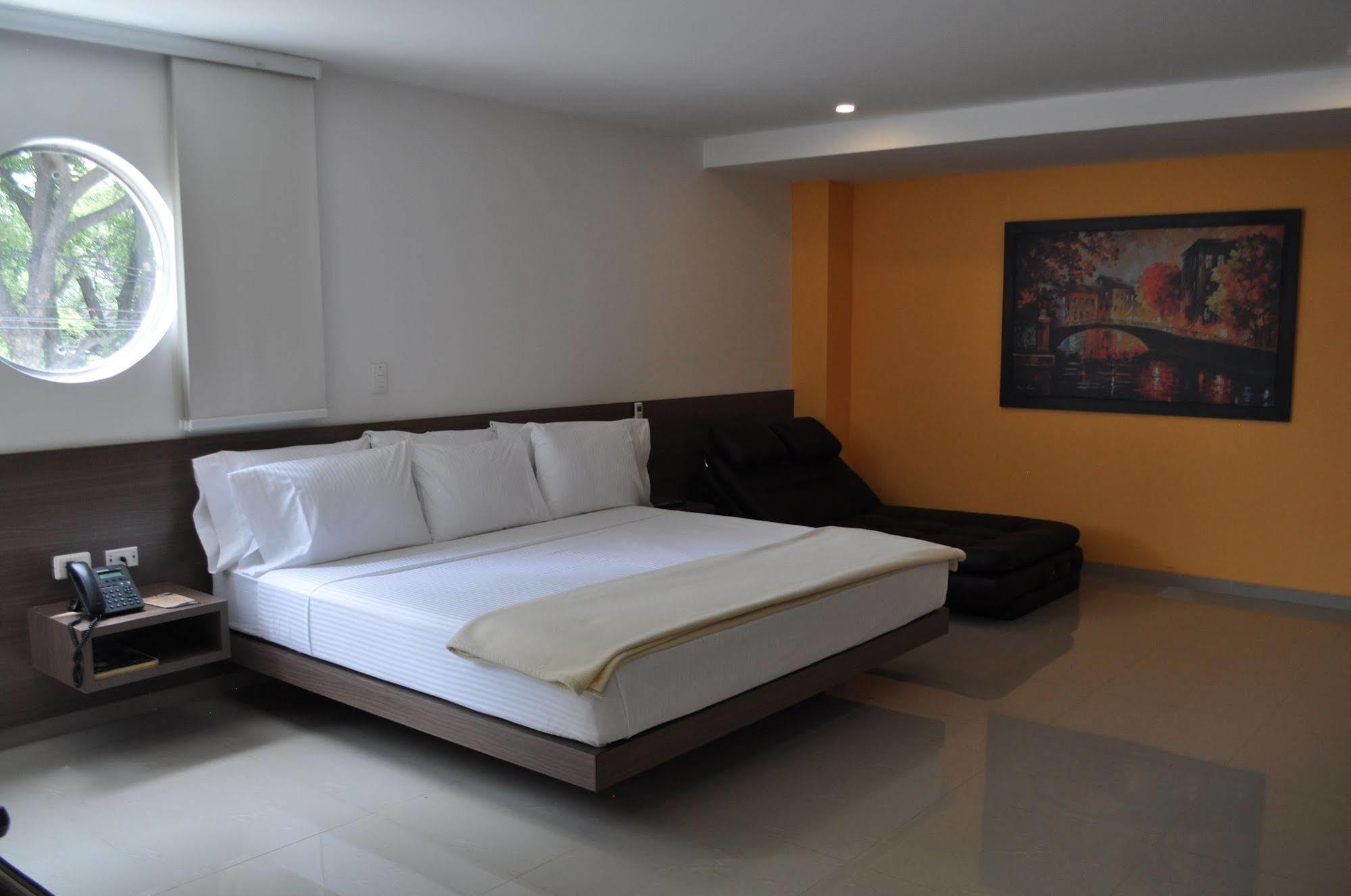 Hotel Mio Boutique Кукута Екстер'єр фото