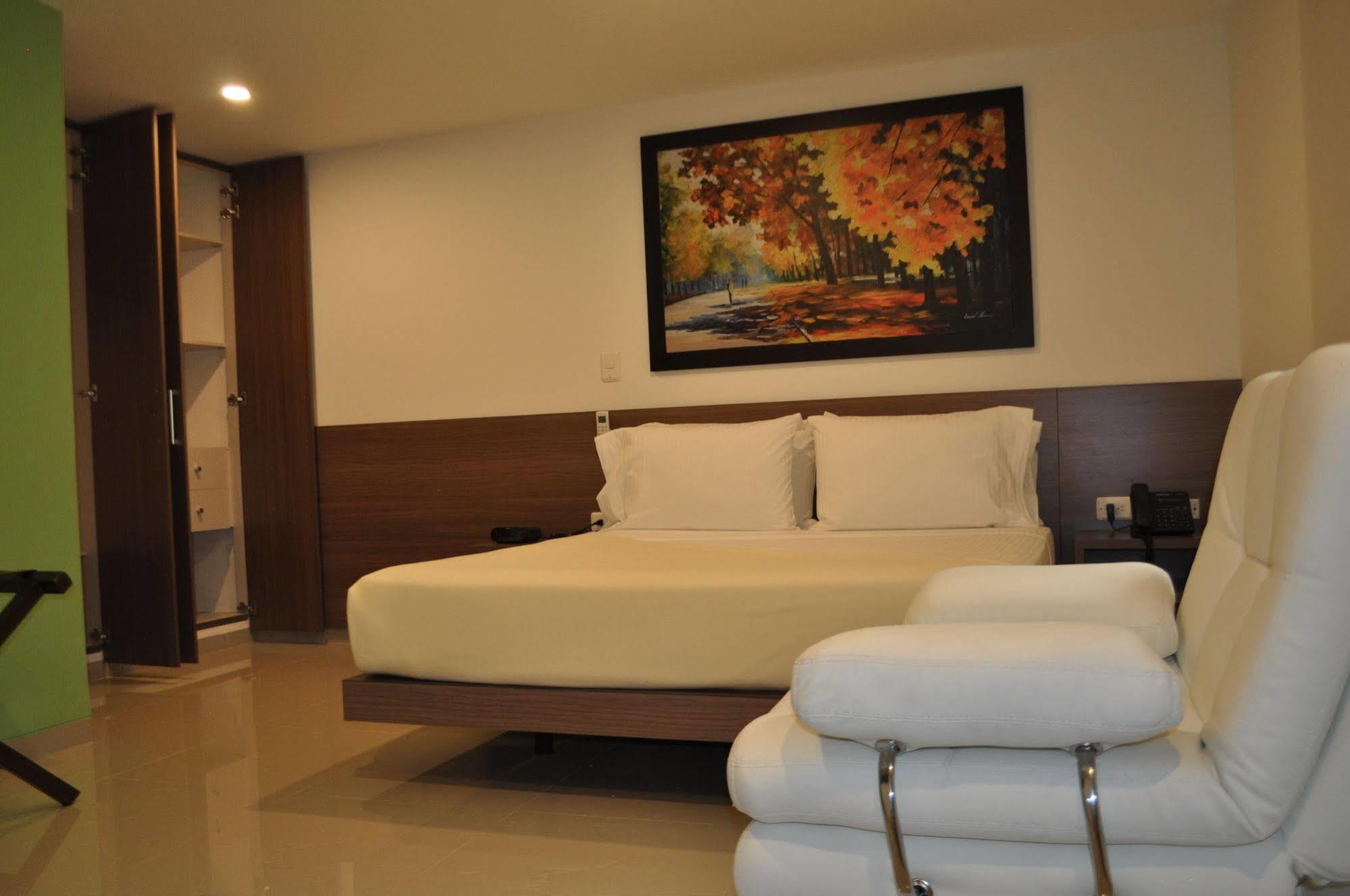 Hotel Mio Boutique Кукута Екстер'єр фото